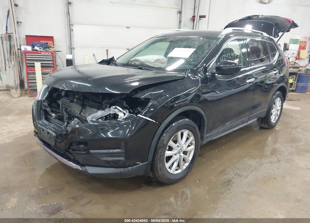 2017 NISSAN ROGUE VIN: 5N1AT2MVXHC770368