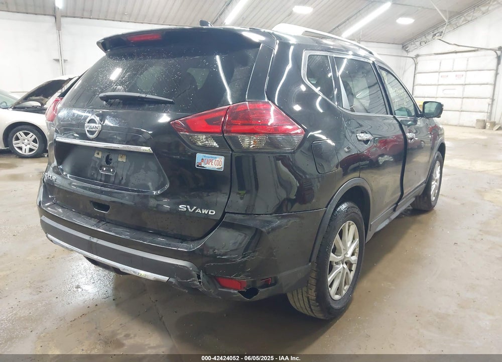 2017 NISSAN ROGUE VIN: 5N1AT2MVXHC770368