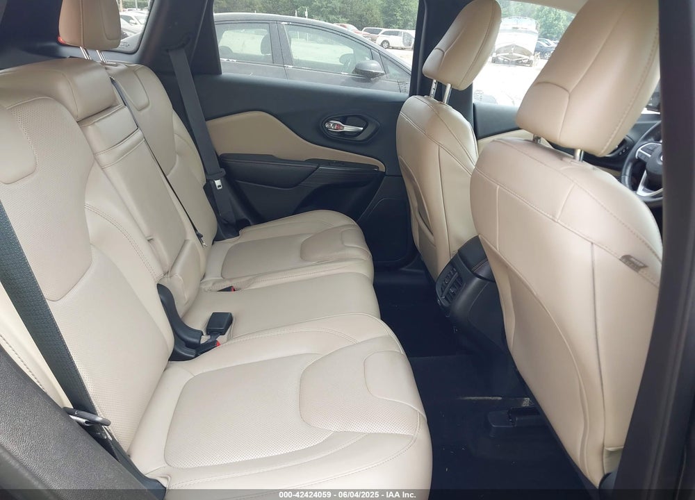 2015 JEEP CHEROKEE VIN: 1C4PJLDS5FW669914