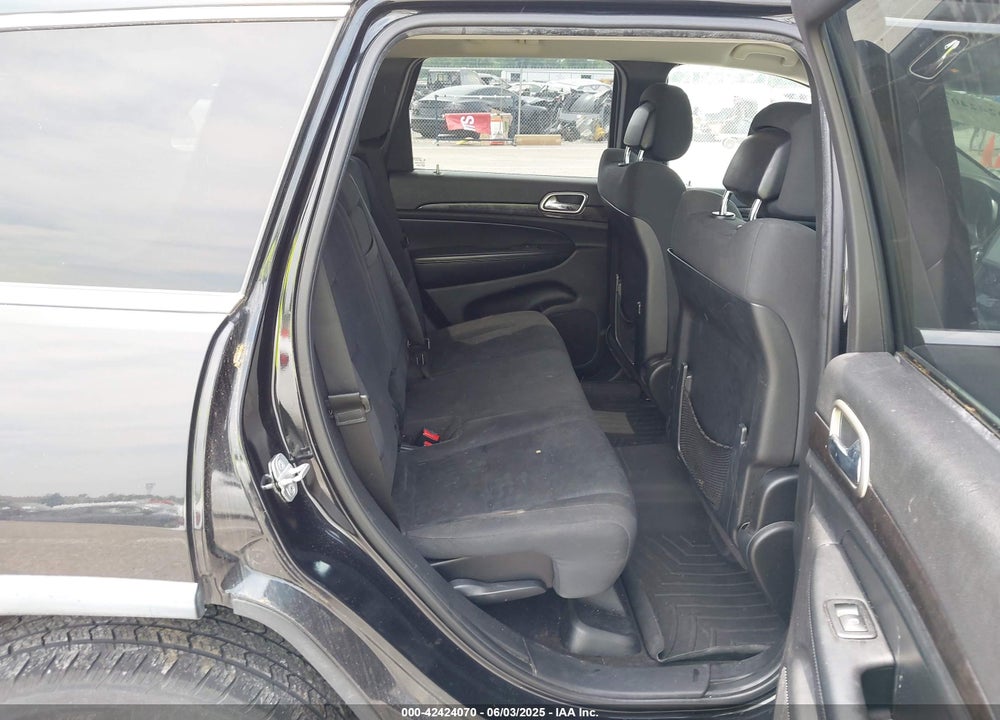 2011 JEEP GRAND CHEROKEE VIN: 1J4RR4GG6BC506886
