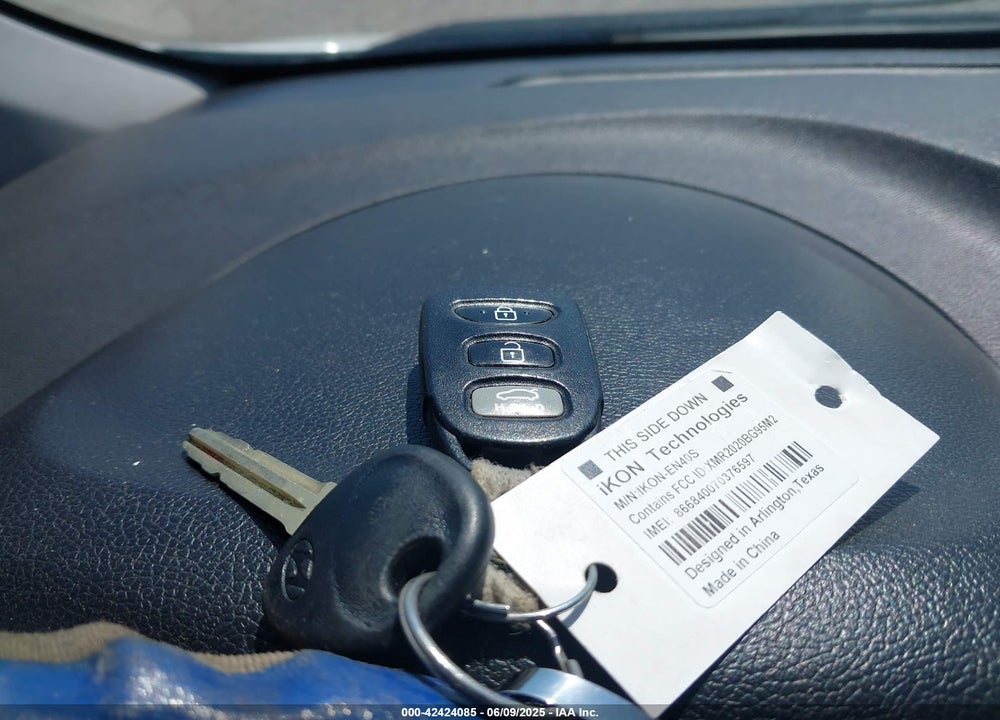 2015 HYUNDAI ELANTRA VIN: 5NPDH4AE5FH651146