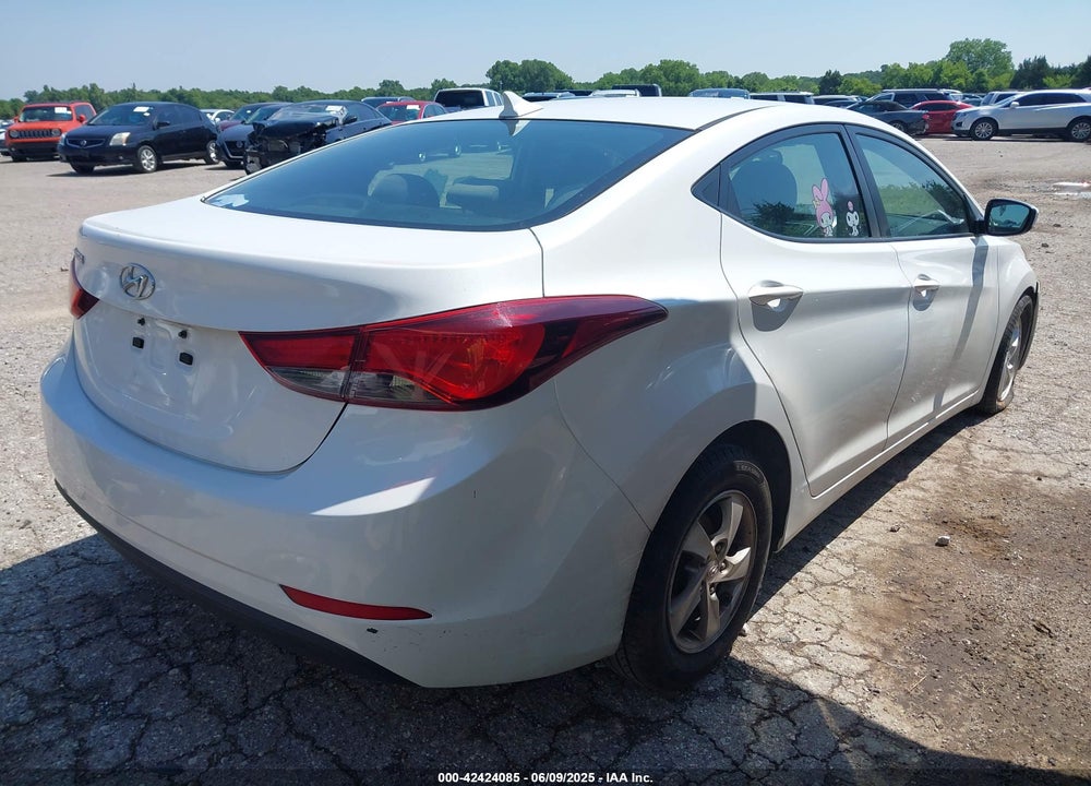 2015 HYUNDAI ELANTRA VIN: 5NPDH4AE5FH651146