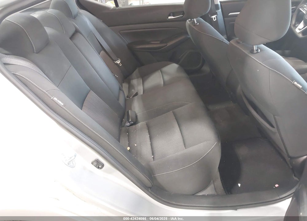2022 NISSAN ALTIMA SV FWD VIN: 1N4BL4DV4NN317096