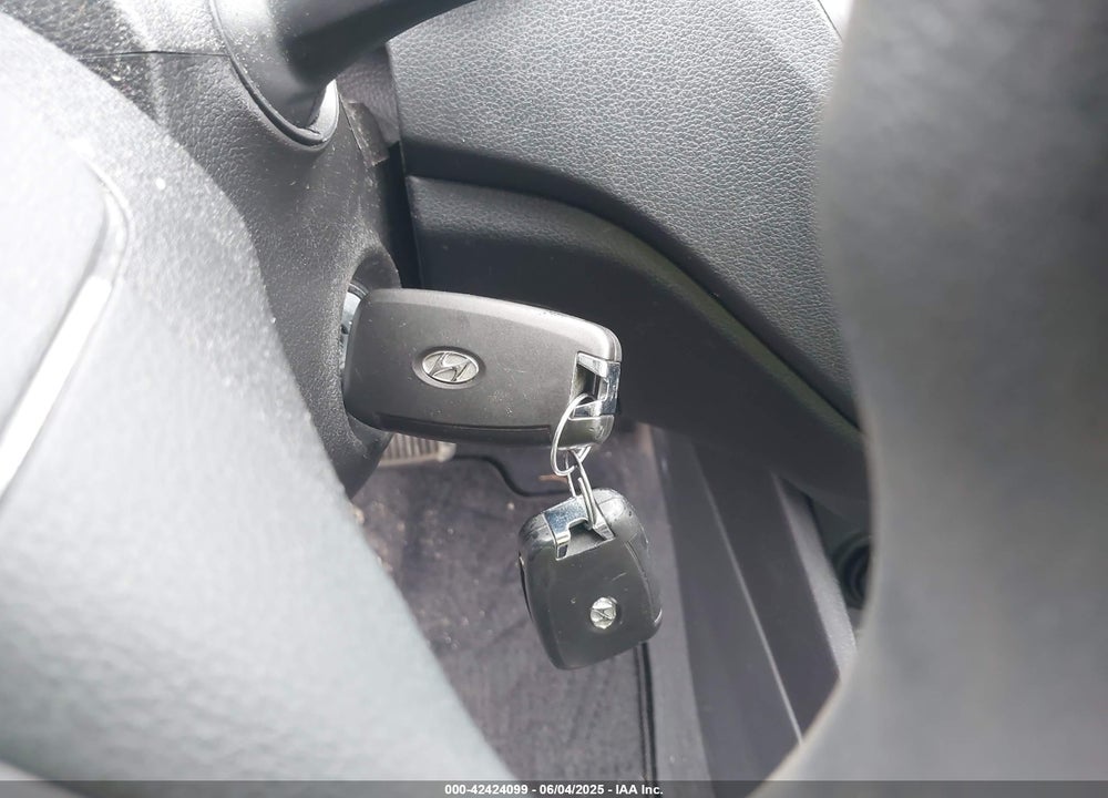 2019 HYUNDAI ACCENT VIN: 3KPC24A35KE048014