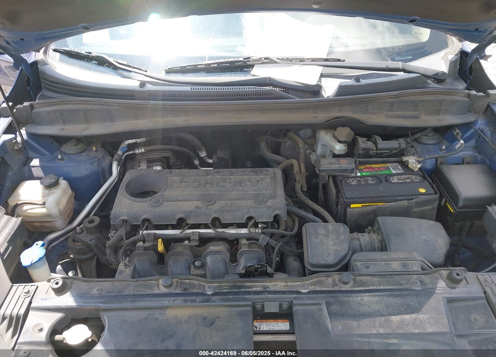 2011 HYUNDAI TUCSON VIN: KM8JU3AC2BU287805