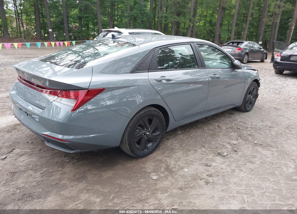 2022 HYUNDAI ELANTRA HYBRID VIN: KMHLM4AJ2NU013098