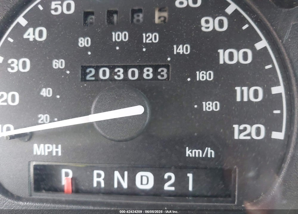 1999 FORD RANGER VIN: 1FTYR10V0XUA44853