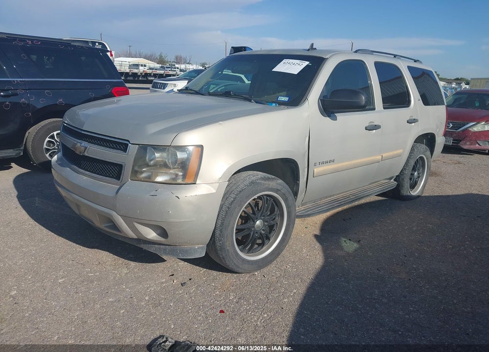 2008 CHEVROLET TAHOE LS VIN: 1GNFC13CX8R259588