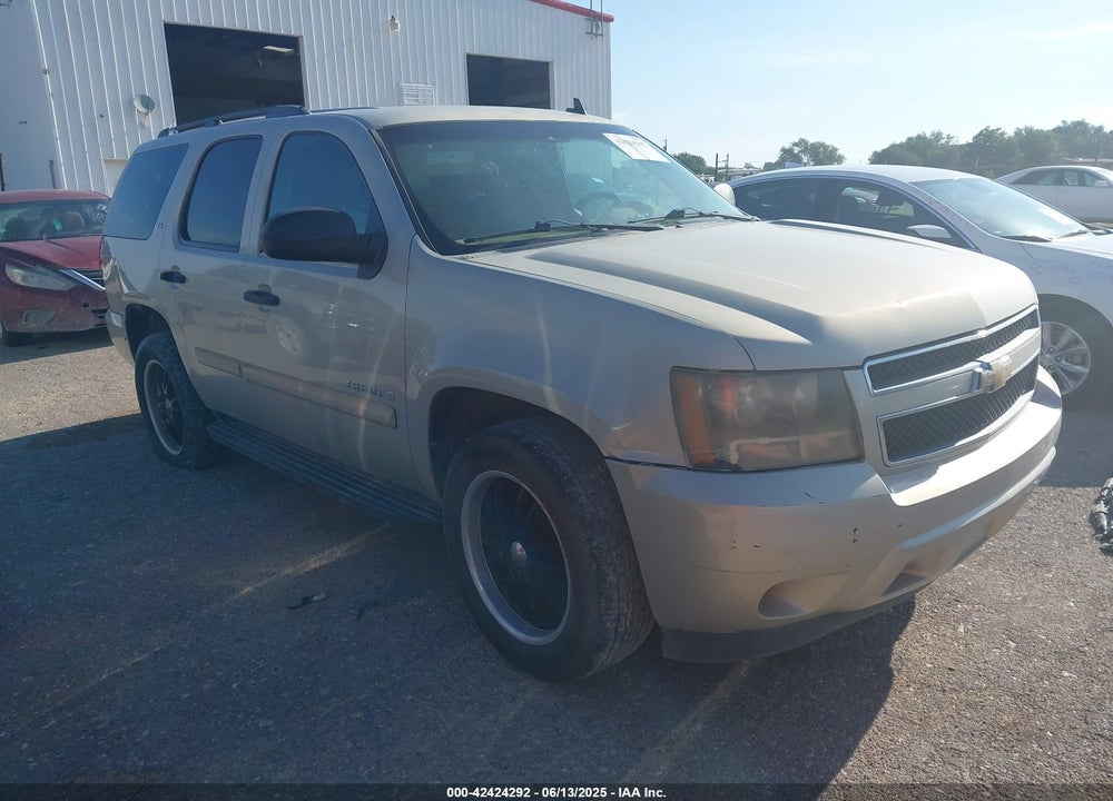 2008 CHEVROLET TAHOE LS VIN: 1GNFC13CX8R259588