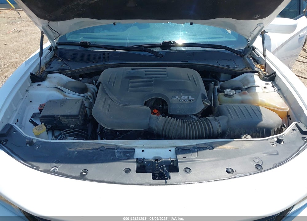 2019 DODGE CHARGER VIN: 2C3CDXBGXKH725161
