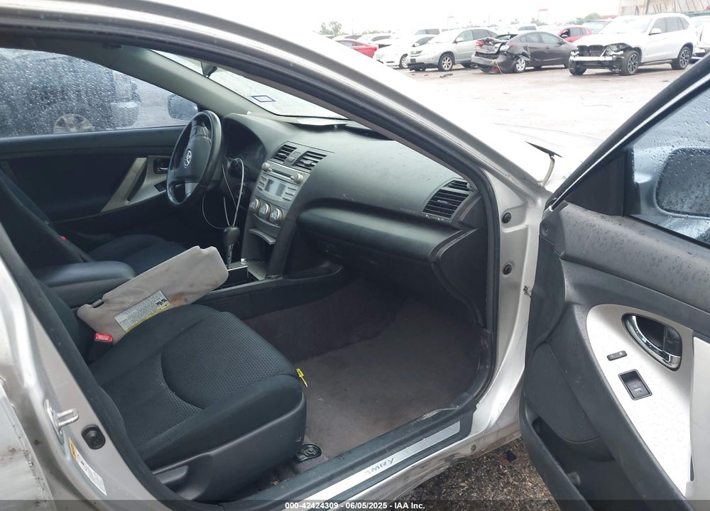 2011 TOYOTA CAMRY SE VIN: 4T1BF3EK8BU177728