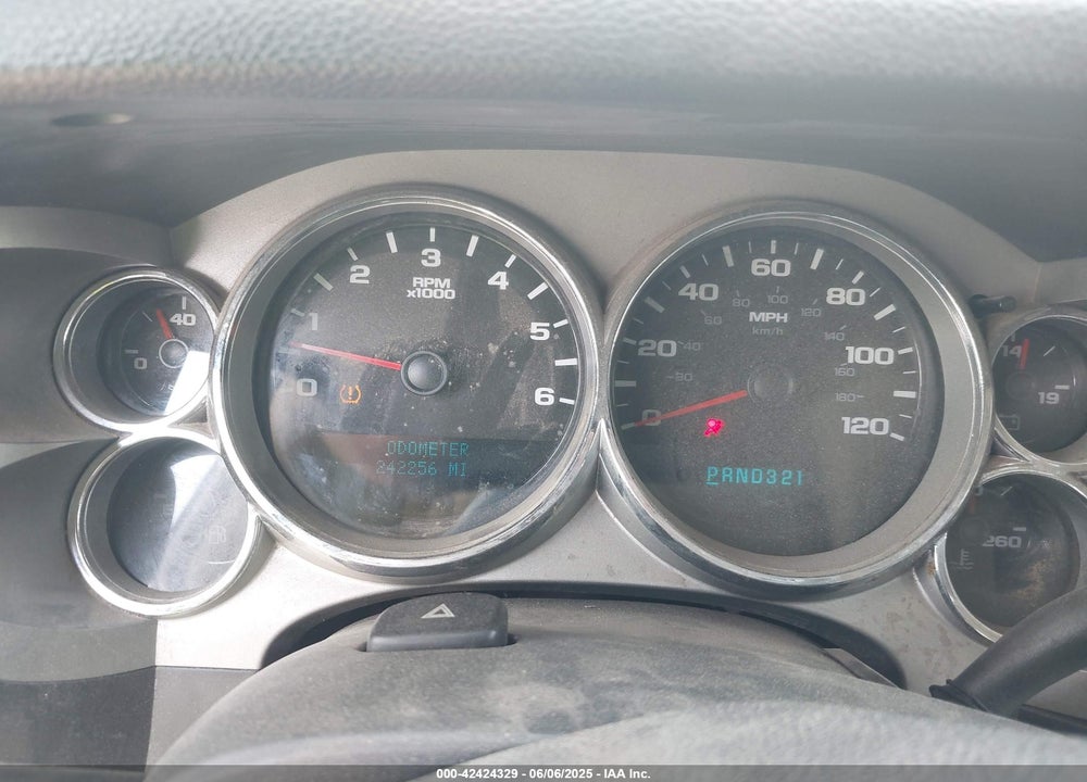 2007 CHEVROLET SILVERADO 1500 LT1 VIN: 1GCEK19J37E560111