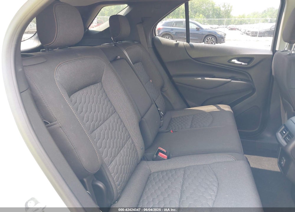 2019 CHEVROLET EQUINOX LT VIN: 2GNAXKEV5K6158738