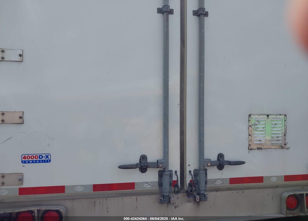 2018 UTILITY TRAILER MFG --- VIN: 1UYVS2532J7302026