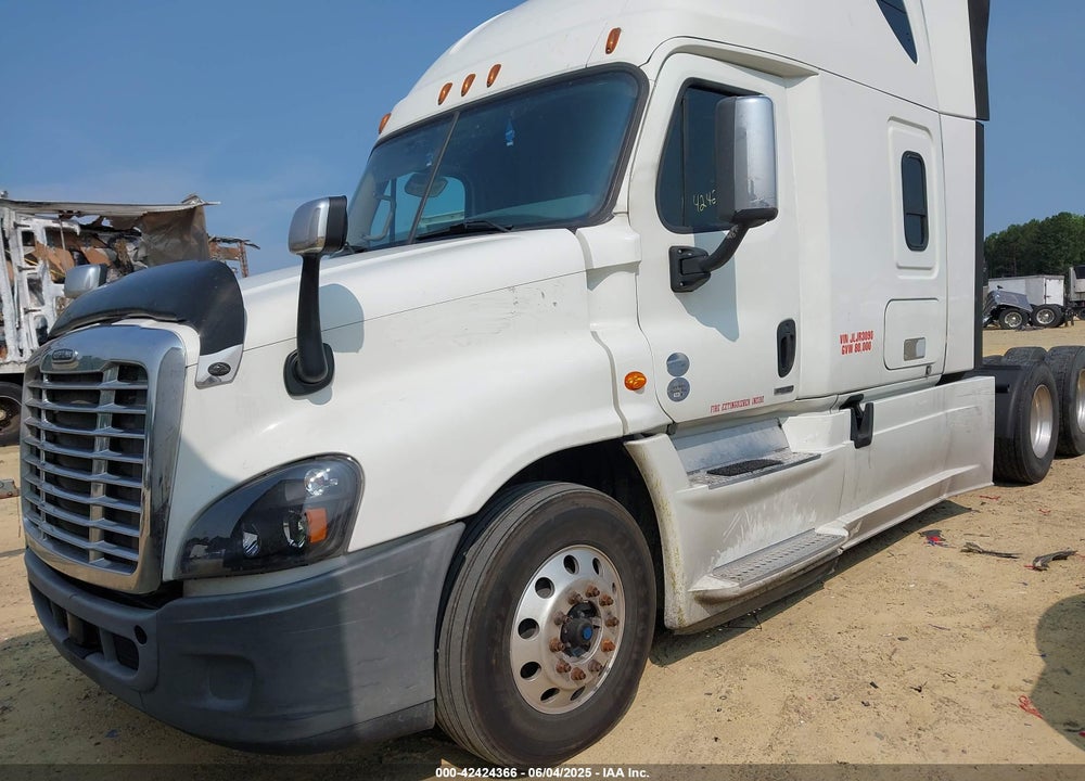 2018 FREIGHTLINER CASCADIA 125 --- VIN: 1FUJGLFG4JLJR3090