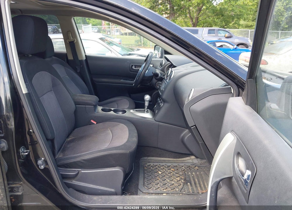 2011 NISSAN ROGUE VIN: JN8AS5MV5BW280830
