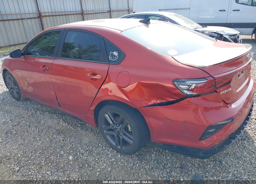 2021 KIA FORTE VIN: 3KPF34AD5ME400322