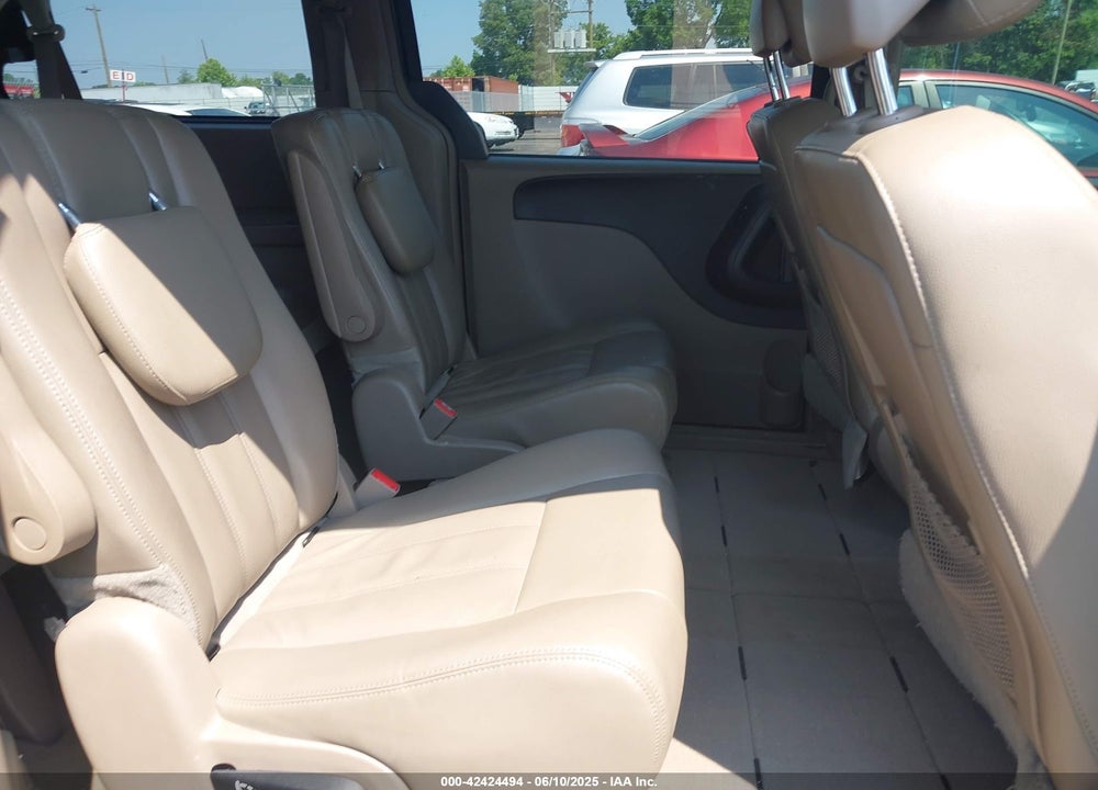 2016 CHRYSLER TOWN & COUNTRY TOURING VIN: 2C4RC1BG0GR148423