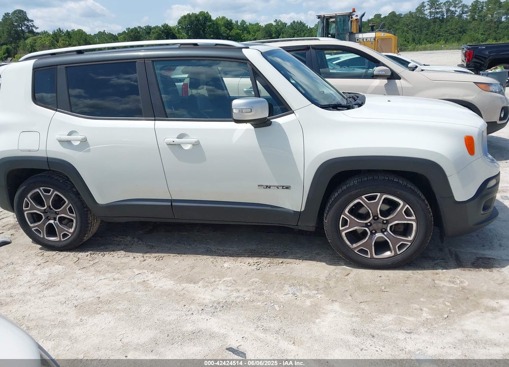 2016 JEEP RENEGADE LIMITED VIN: ZACCJADT5GPC65781