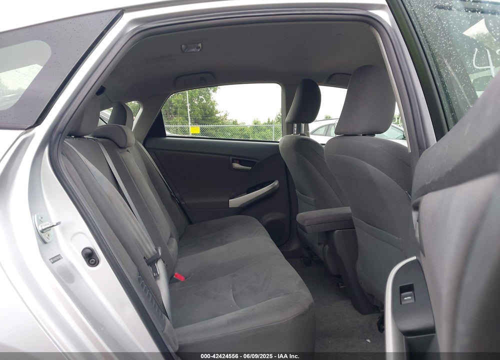 2011 TOYOTA PRIUS TWO VIN: JTDKN3DU7B5362261