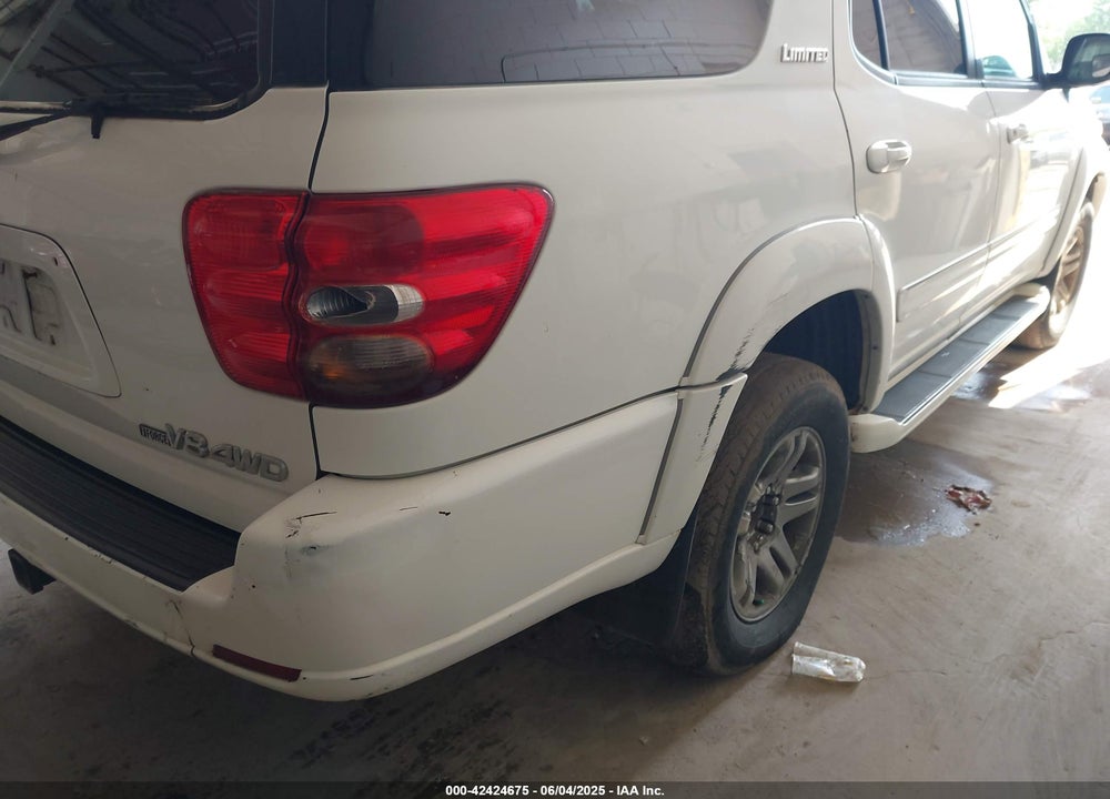 2004 TOYOTA SEQUOIA LIMITED VIN: 5TDBT48A84S214077