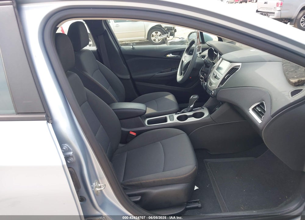 2018 CHEVROLET CRUZE VIN: 1G1BC5SM5J7206512