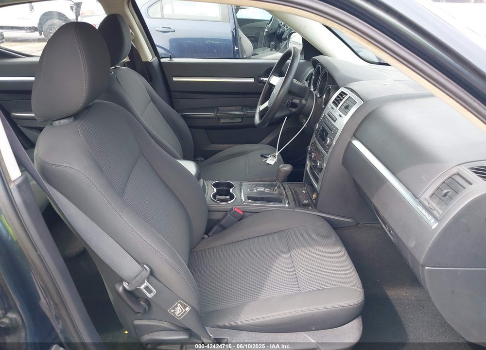 2008 DODGE CHARGER VIN: 2B3KA43G08H328310