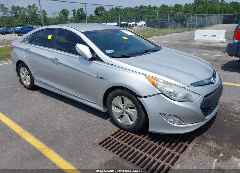2014 HYUNDAI SONATA HYBRID VIN: KMHEC4A46EA110229