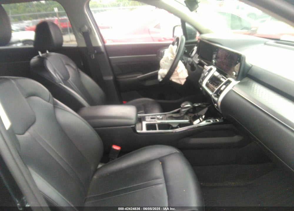 2021 KIA SORENTO VIN: 5XYRKDLF8MG026547