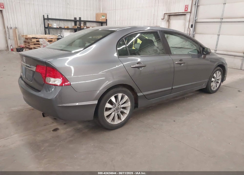 2011 HONDA CIVIC VIN: 19XFA1F87BE003241