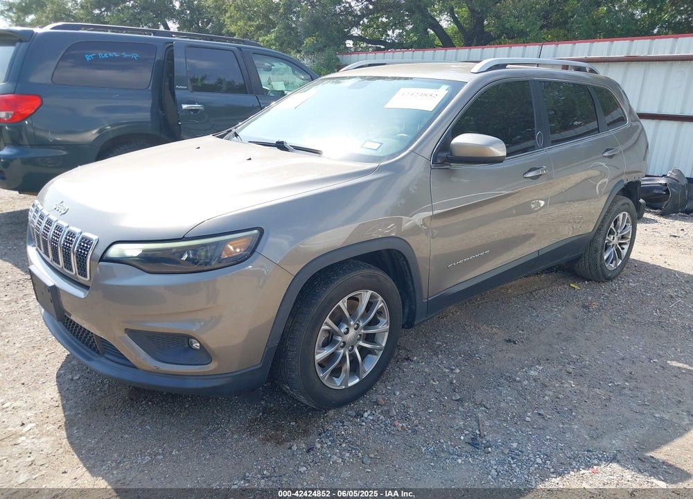 2019 CHEROKEE JEEP  LATITUDE PLUS FWD VIN: 1C4PJLLBXKD164846