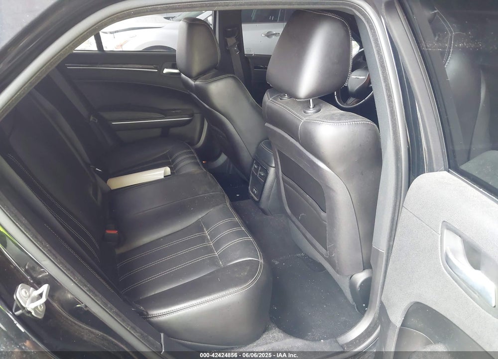 2021 CHRYSLER 300 VIN: 2C3CCABG5MH589430