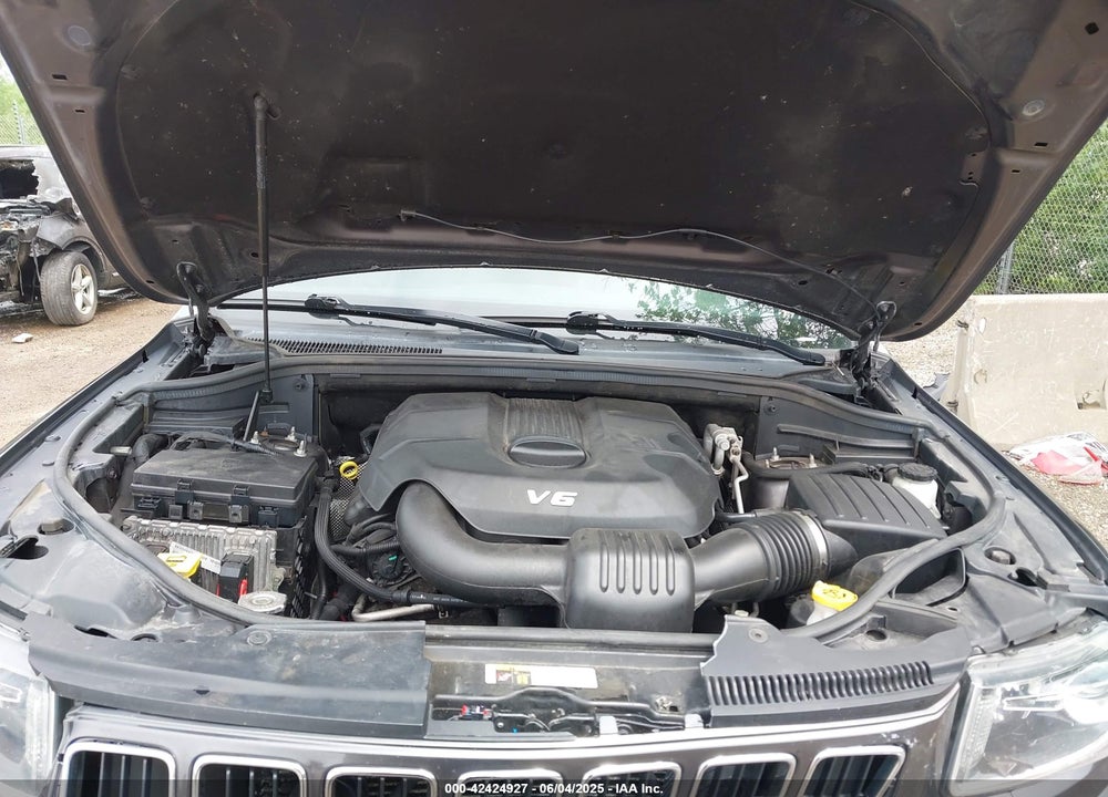 2015 JEEP GRAND CHEROKEE VIN: 1C4RJFBG4FC874599