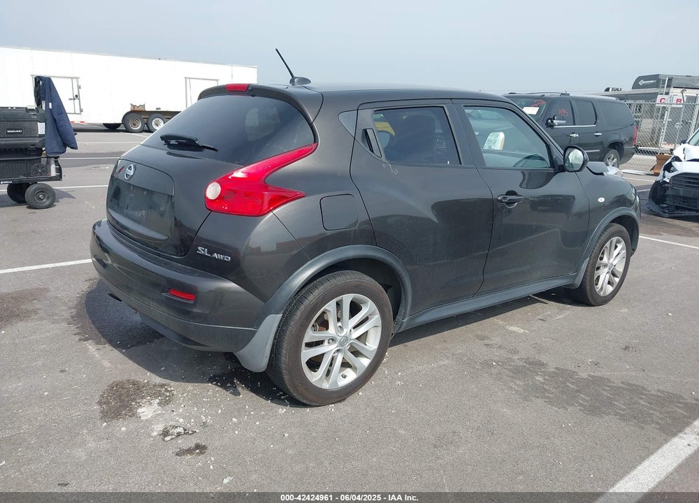 2011 NISSAN JUKE SL VIN: JN8AF5MV7BT017910