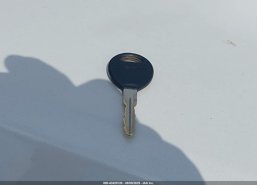 2002 DODGE NEON VIN: 1B3ES26C72D582642