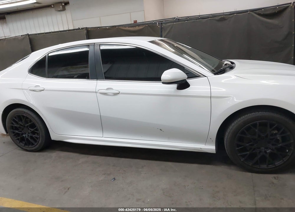 2019 TOYOTA CAMRY SE VIN: 4T1B11HK7KU736457