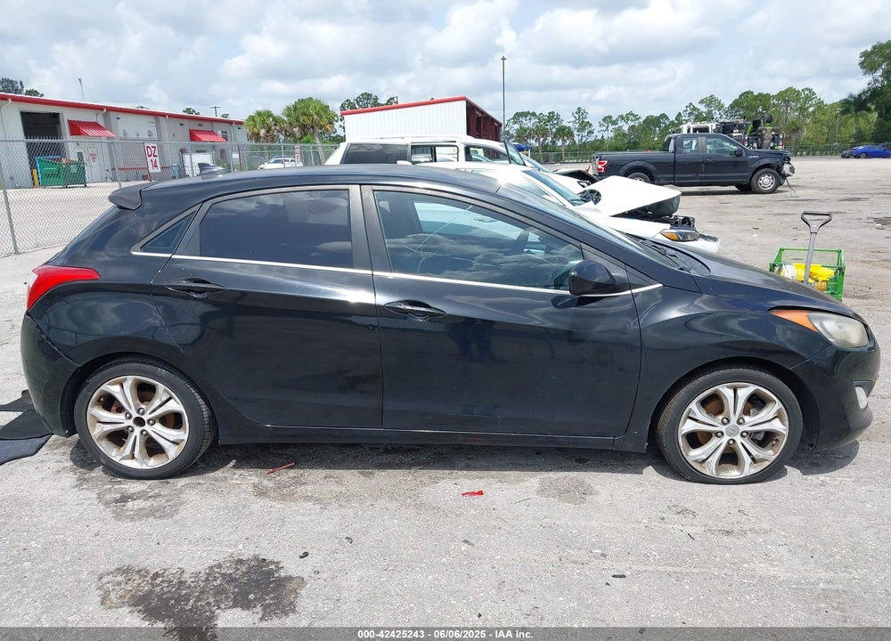 2013 HYUNDAI ELANTRA GT VIN: KMHD35LE8DU104632