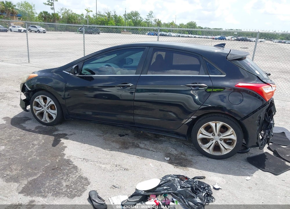 2013 HYUNDAI ELANTRA GT VIN: KMHD35LE8DU104632