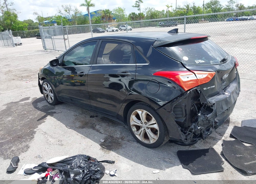 2013 HYUNDAI ELANTRA GT VIN: KMHD35LE8DU104632