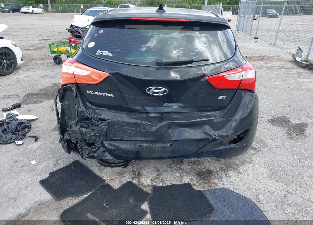 2013 HYUNDAI ELANTRA GT VIN: KMHD35LE8DU104632