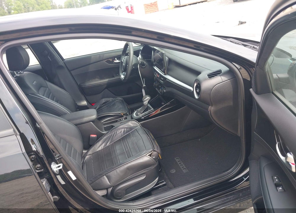 2022 KIA FORTE VIN: 3KPF54AD9NE458980