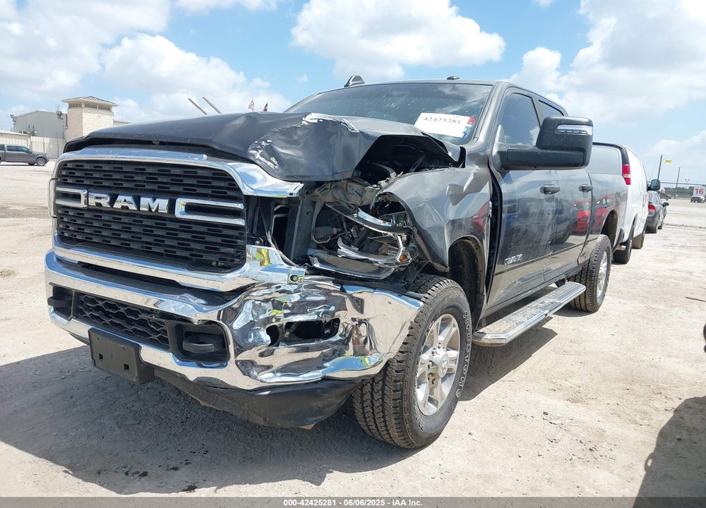 2024 RAM 2500 BIG HORN 4X4 6'4 BOX VIN: 3C6UR5DL9RG343480