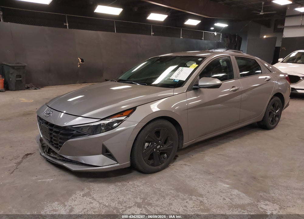 2021 HYUNDAI ELANTRA VIN: KMHLM4AG5MU066090