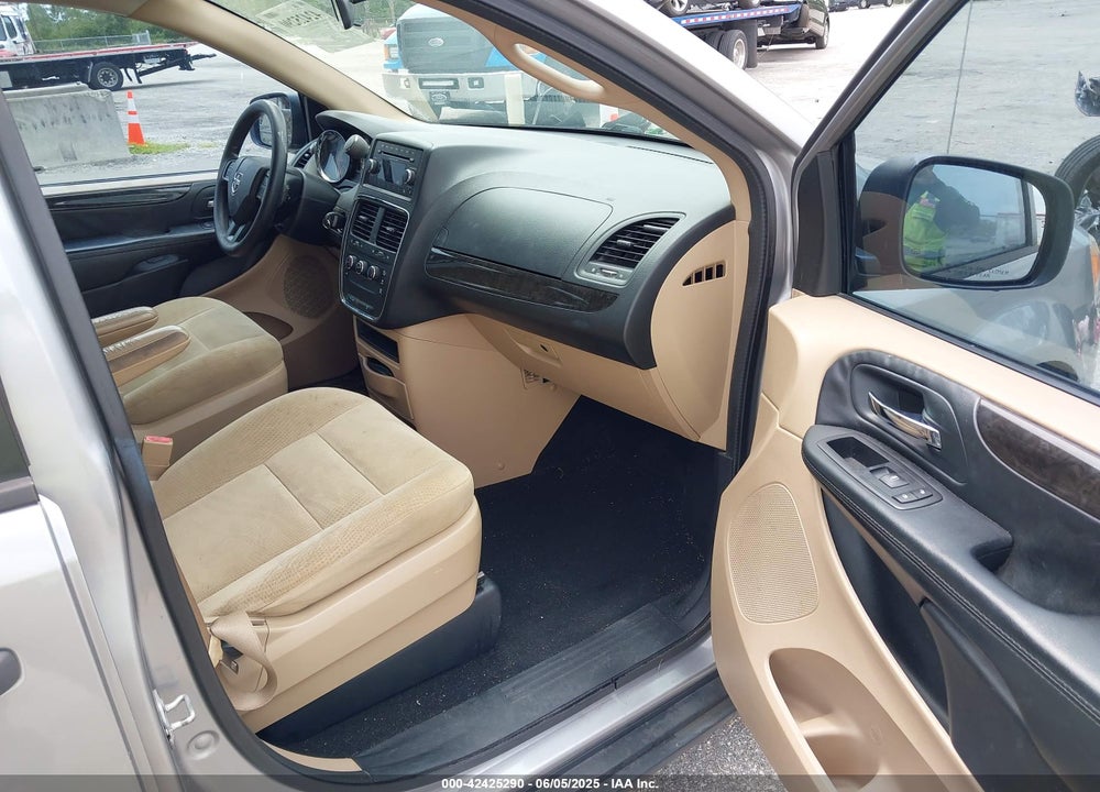 2016 DODGE GRAND CARAVAN AMERICAN VALUE PKG VIN: 2C4RDGBG7GR316123