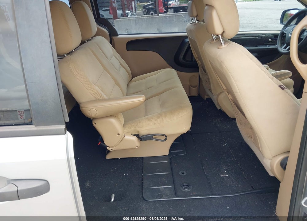 2016 DODGE GRAND CARAVAN AMERICAN VALUE PKG VIN: 2C4RDGBG7GR316123