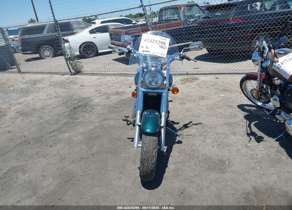 1998 KAWASAKI VN800 VIN: JKBVNCB19WB501728