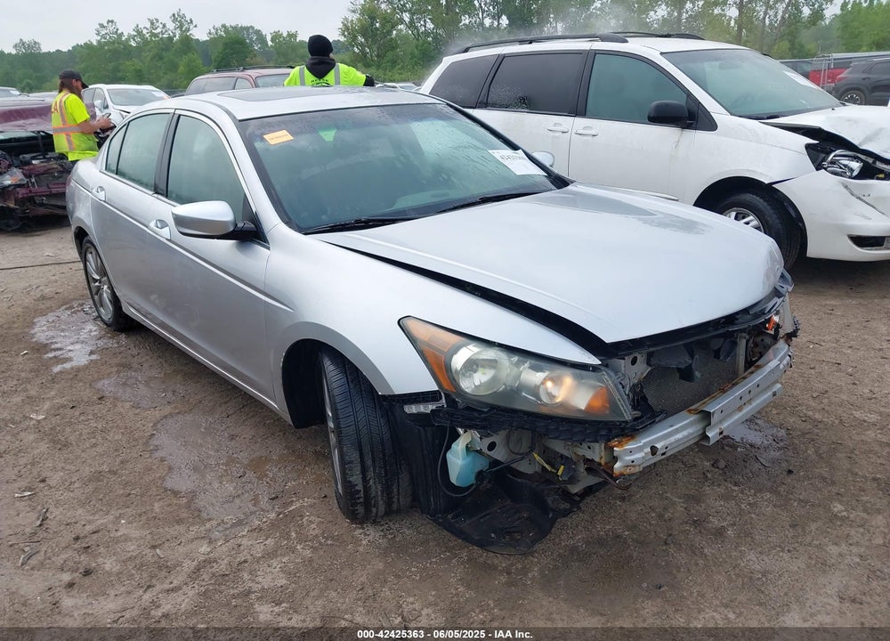 2011 HONDA ACCORD 2.4 EX VIN: 1HGCP2F79BA048703