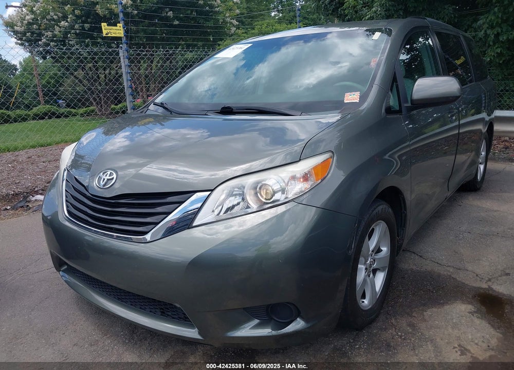 2011 TOYOTA SIENNA VIN: 5TDKK3DC6BS156696