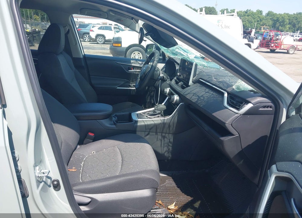 2023 TOYOTA RAV4 XLE VIN: 2T3W1RFV0PW292835