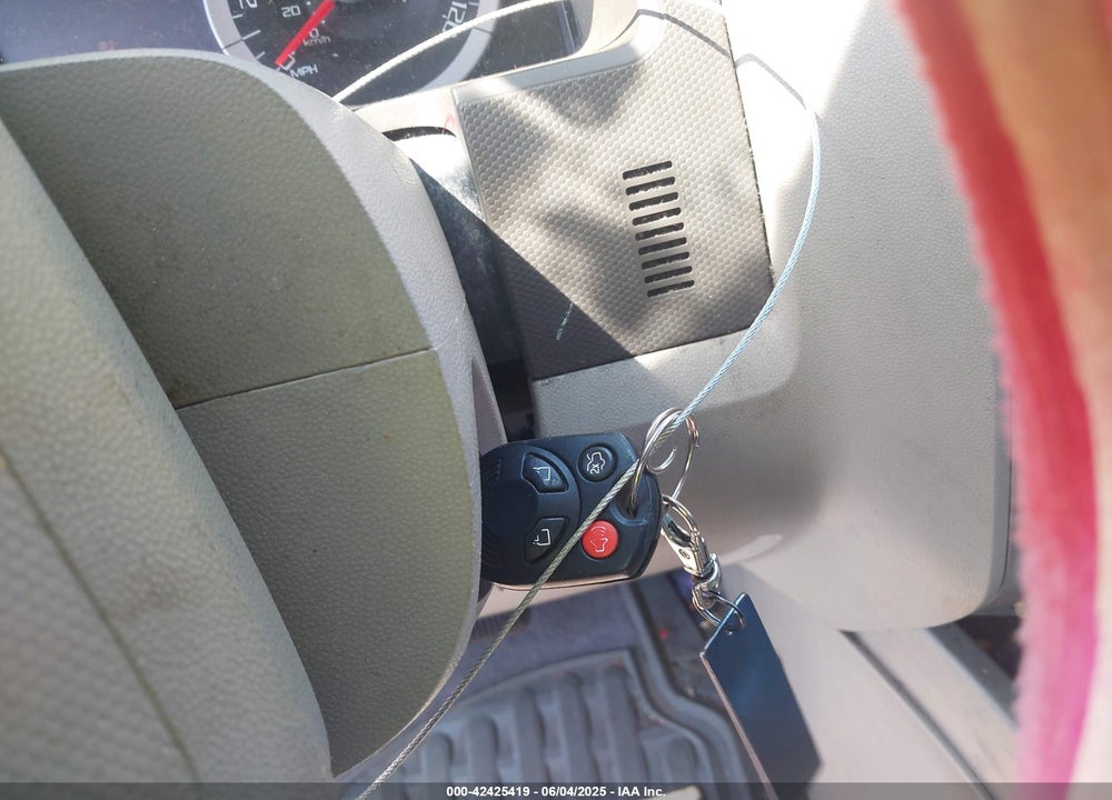2011 FORD ESCAPE VIN: 1FMCU9D70BKA12908